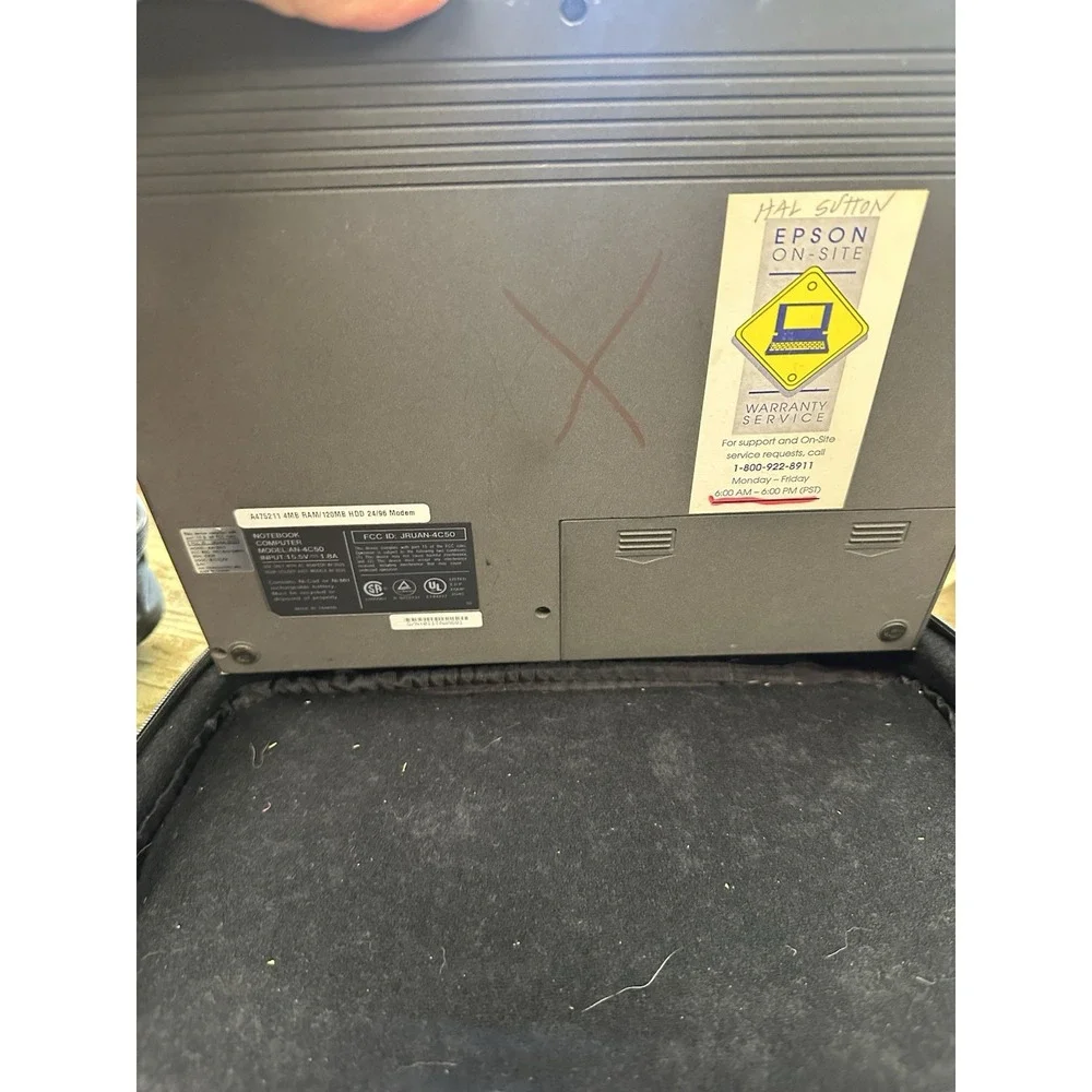 VINTAGE EPSON ACTIONNOTE 500C LATOP, COLLECTIBLE, STRICTLY FOR PARTS, AS-IS,